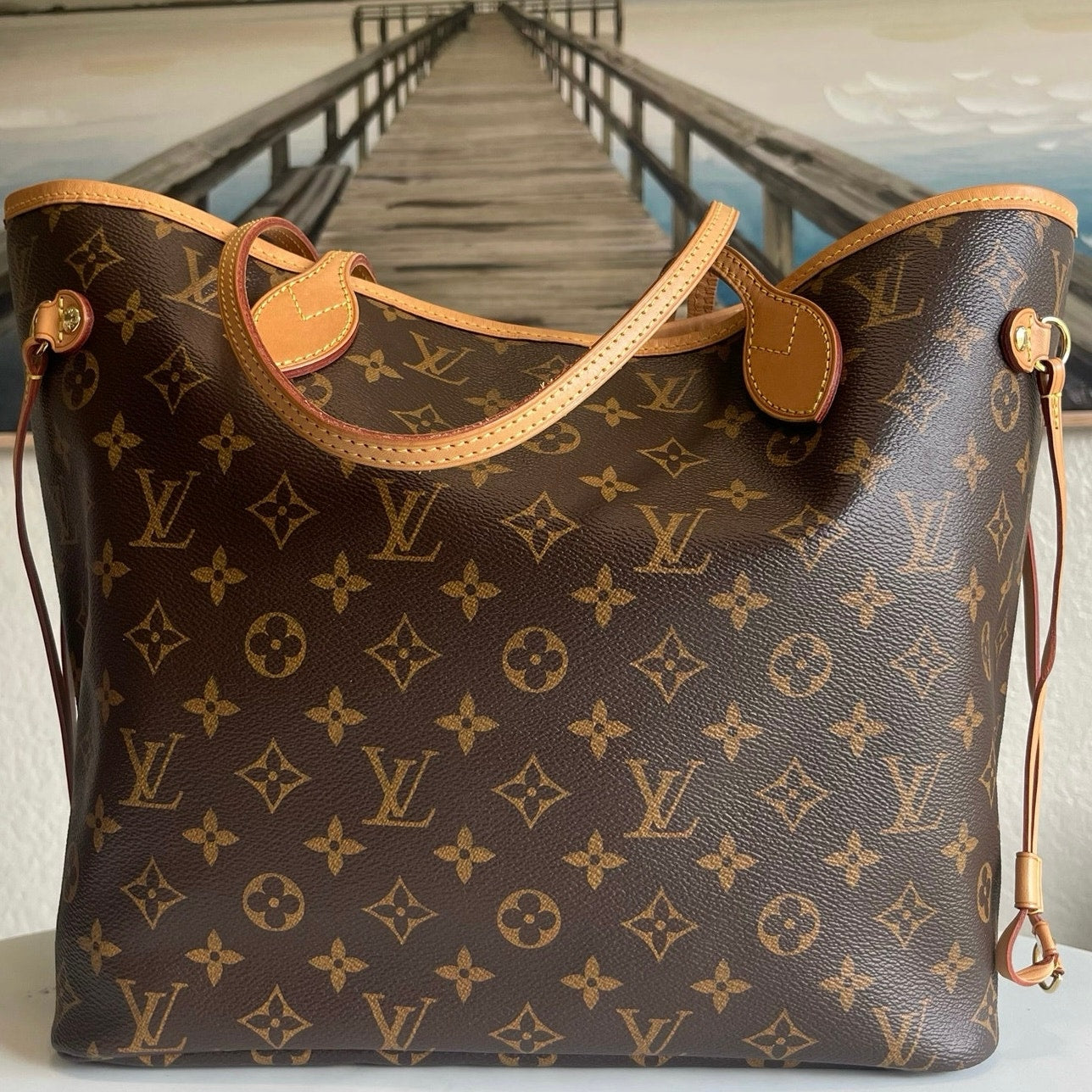 Authentic Louis Vuitton THE RARE interior color PINK Monogram Leather Neverfull MM Brown Tote Bag